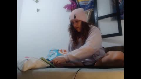 jeans_and_emma online show from October 5, 11:46 pm