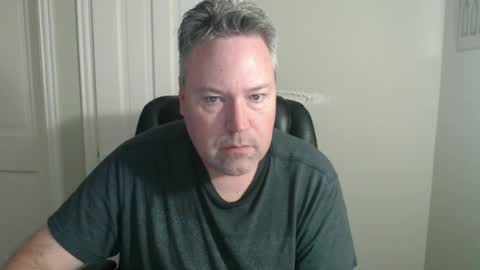 JE online show from October 6, 6:38 pm