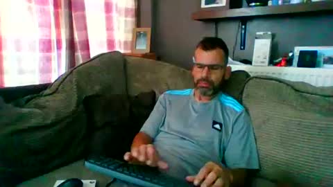 Snapshot of jediknight2 chatting on August 1, 11:31 am Matt online show from August 1, 11:31 am