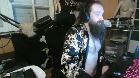 CharmingCharmander online show from February 14, 4:42 am