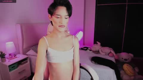 Snapshot of jeesus_vd chatting on October 16, 4:35 am J E V D online show from October 16, 4:35 am