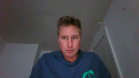 Snapshot of jeffery4444 chatting on April 5, 12:30 am jeffery4444 online show from April 5, 12:30 am