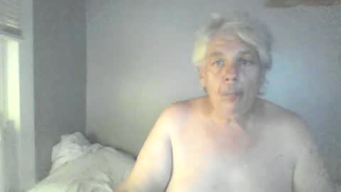 Snapshot of jeffltn100465 chatting on July 7, 4:37 am jeffltn100465 online show from July 7, 4:37 am