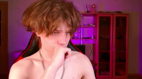 Jeffrey online show from November 13, 3:33 pm