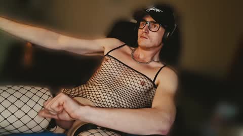 Snapshot of jeffstarckmann chatting on January 19, 6:32 pm jeffstarckmann online show from January 19, 6:32 pm