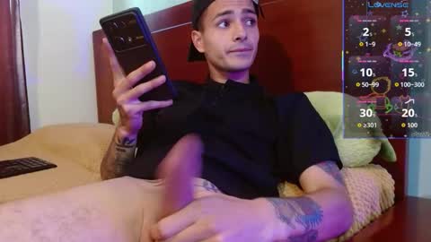 Snapshot of jeffstyle18 chatting on February 27, 5:57 pm Jeff online show from February 27, 5:57 pm