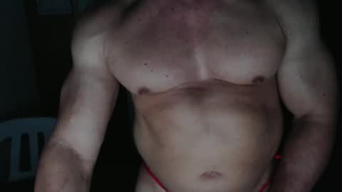 Snapshot of jefmuscletw chatting on January 29, 3:22 am brayam online show from January 29, 3:22 am