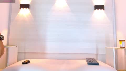 Snapshot of jeic_18 chatting on October 9, 12:36 pm jeic 18 online show from October 9, 12:36 pm