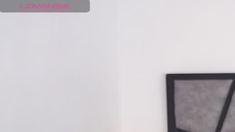 jeinnovemontenegr0 online show from March 28, 4:45 am