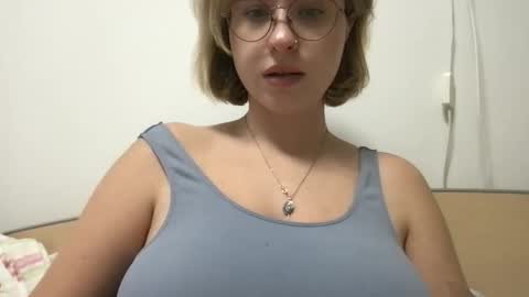 Inna  online show from October 5, 12:03 pm