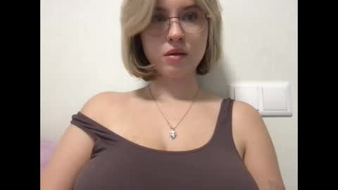 Inna  online show from October 10, 4:44 am