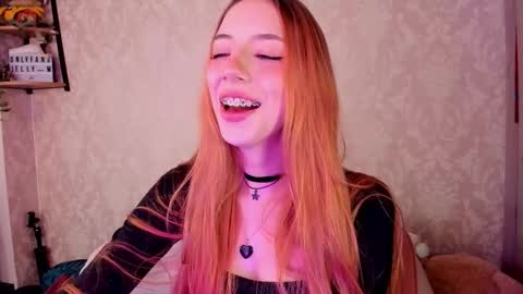 Jelly  online show from January 10, 11:09 pm