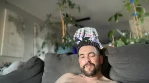 Guy Jones online show from November 13, 10:19 pm