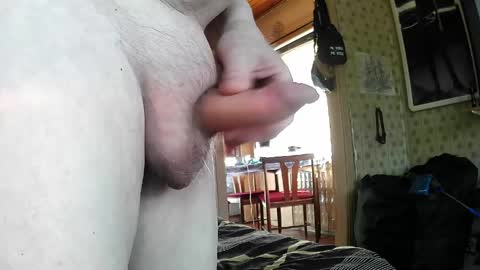 jellykulli online show from April 15, 8:54 am