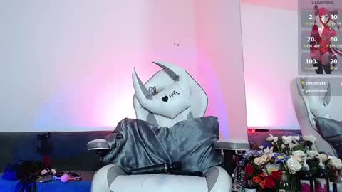 jen online show from September 13, 9:58 pm