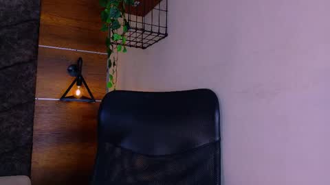 Jena  online show from December 18, 8:04 pm