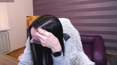 Snapshot of jeniferstone chatting on April 20, 7:11 am Kira online show from April 20, 7:11 am