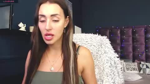 Snapshot of jeniferstone chatting on July 14, 10:21 am Kira online show from July 14, 10:21 am