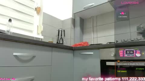 jen online show from November 26, 2:34 am