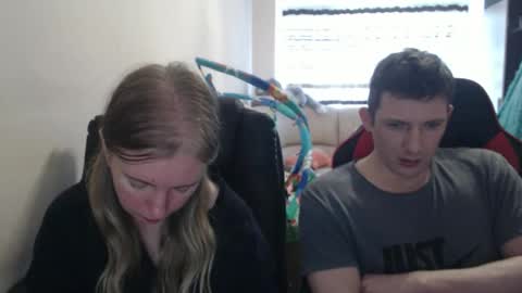 JenisAndPeter online show from September 19, 7:32 am