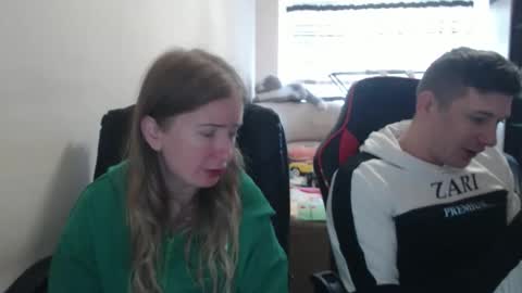 JenisAndPeter online show from October 17, 7:33 am