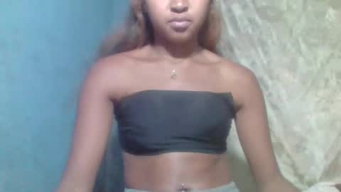 Snapshot of jenisca123 chatting on June 15, 9:28 pm jenisca123 online show from June 15, 9:28 pm