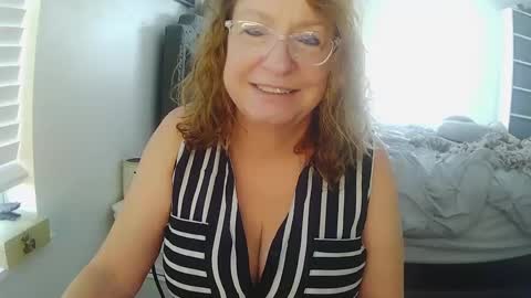 jenna197069 online show from January 5, 6:56 pm
