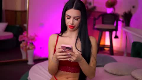 Snapshot of jenna_day chatting on February 13, 6:52 am jenna_day online show from February 13, 6:52 am