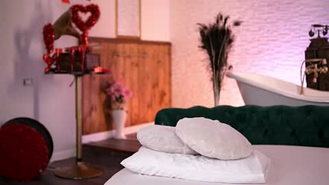 jenna_day online show from March 13, 7:59 am