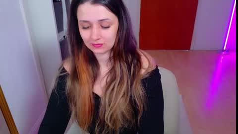 Snapshot of jenna_sxy19 chatting on September 11, 10:37 am jennasxy19 online show from September 11, 10:37 am