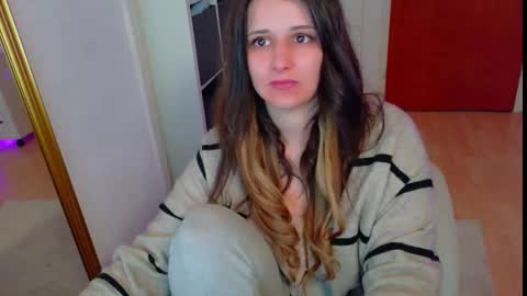 Snapshot of jenna_sxy19 chatting on September 29, 12:21 pm jennasxy19 online show from September 29, 12:21 pm