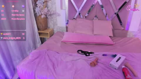 jenna_tay1 online show from April 16, 9:39 pm