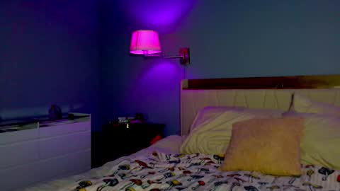 Jenna J. Morrison online show from February 28, 5:30 am