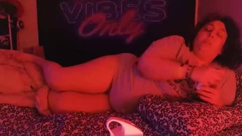  Dragon Queen. Be my Dragon --  and  online show from January 19, 8:07 am