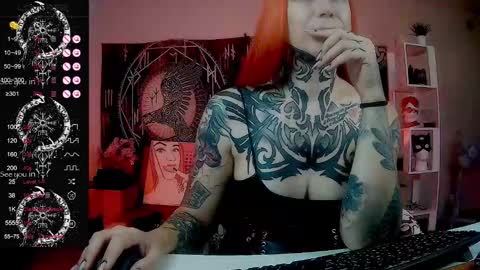 Snapshot of jennalovvee chatting on September 17, 1:29 am Mrs. Jenna online show from September 17, 1:29 am