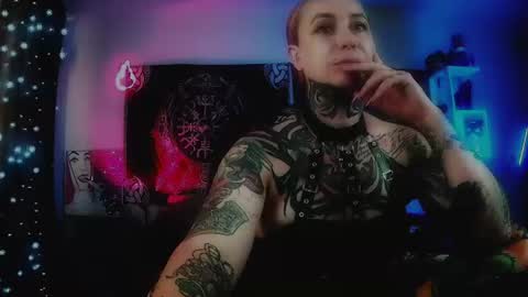 Mrs. Jenna online show from June 23, 1:03 am