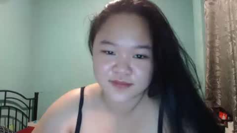 Snapshot of jennalyn_19 chatting on March 8, 6:26 pm jennalyn_19 online show from March 8, 6:26 pm