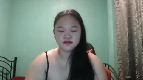 Snapshot of jennalyn_19 chatting on March 12, 11:01 pm jennalyn_19 online show from March 12, 11:01 pm