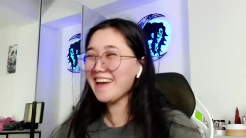 JENNA online show from December 10, 4:27 pm