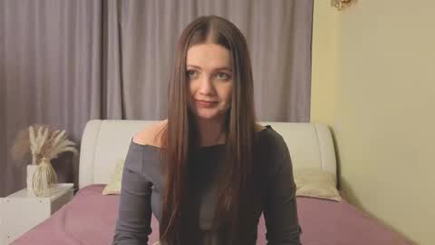 Maya online show from February 20, 8:09 pm