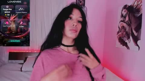 Snapshot of jenner_mills chatting on February 2, 2:21 am Jenner online show from February 2, 2:21 am