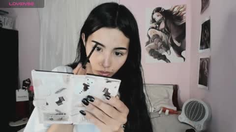 Snapshot of jenner_mills chatting on February 16, 10:39 pm Jenner online show from February 16, 10:39 pm