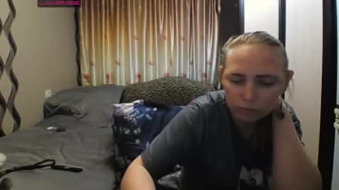 Snapshot of jennideep chatting on April 24, 5:26 pm JenniDeep online show from April 24, 5:26 pm
