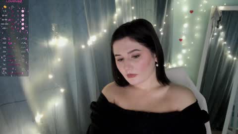 Snapshot of jennie_berry chatting on December 28, 4:30 am Jennie online show from December 28, 4:30 am