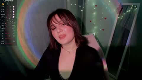 Snapshot of jennie_berry chatting on January 5, 10:19 pm Jennie online show from January 5, 10:19 pm