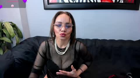 Jennie online show from September 19, 12:06 pm