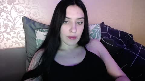 Snapshot of jennifeeeer chatting on January 23, 10:22 pm Helen online show from January 23, 10:22 pm