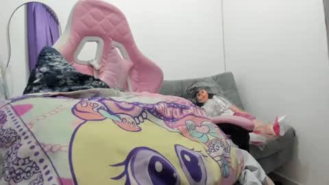 Snapshot of jennifer_bodyy0404 chatting on March 8, 11:30 pm jennifer_bodyy0404 online show from March 8, 11:30 pm