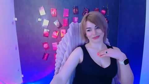 Jennifer online show from February 14, 7:27 am