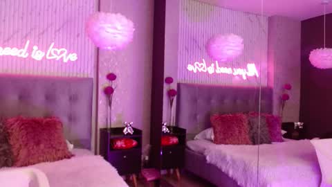 jenn online show from January 13, 1:16 pm